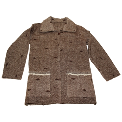 Casaco em lã feito no tear