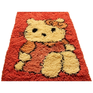 Tapete em lã de arraiolos puxada