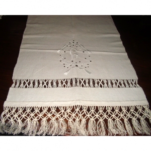 Toalha de baptismo em linho caseiro